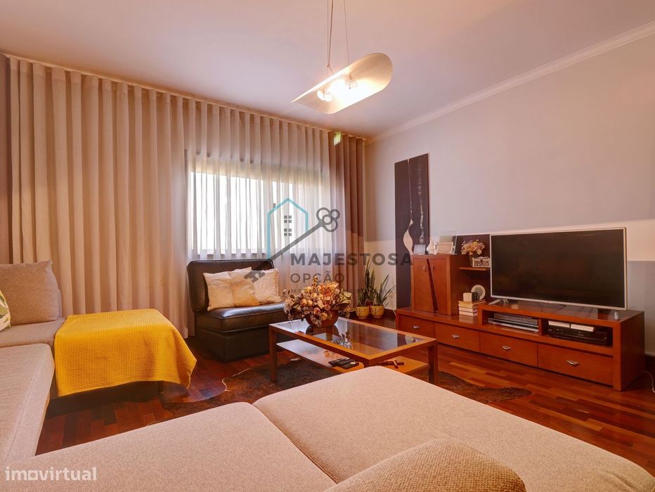 Apartamento T3 com Excelente Localização — São Vicente, Braga