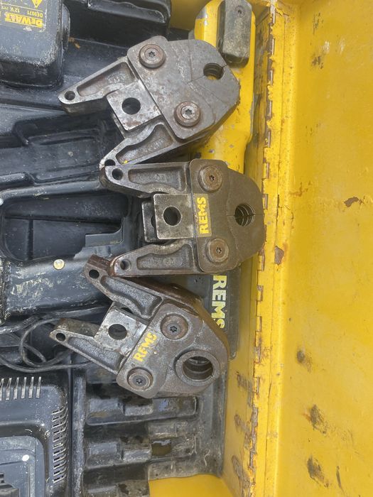 Zaciskarka Hydrauliczna Rems