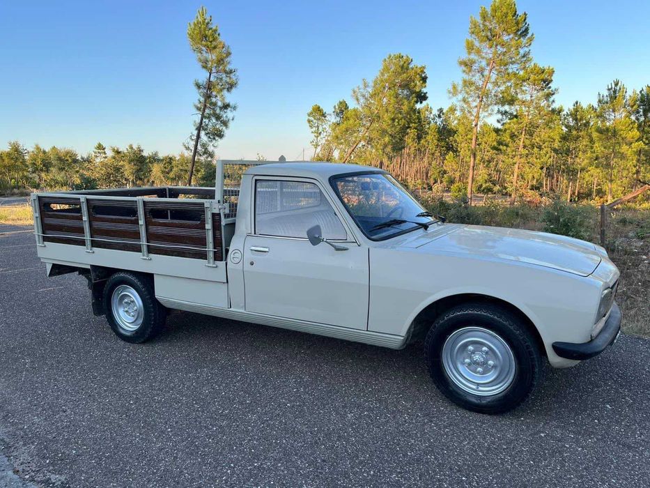 Peugeot 504 Pick-up 2.1 Diesel – 100 Mil Kms