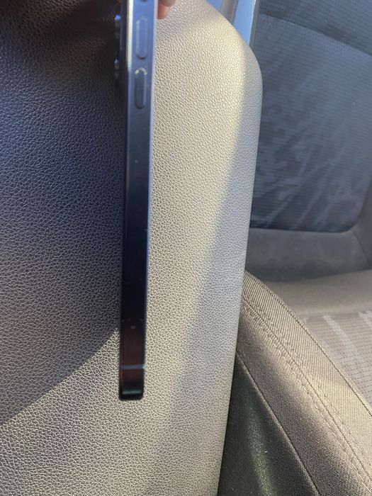 Продам iPhone  15 Pro Max