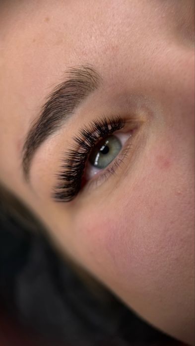 Нарощення вій,ламінування вій і брів, корекція брів Коростень