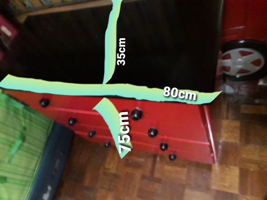 Vendo cómoda usada mas em bom estado.