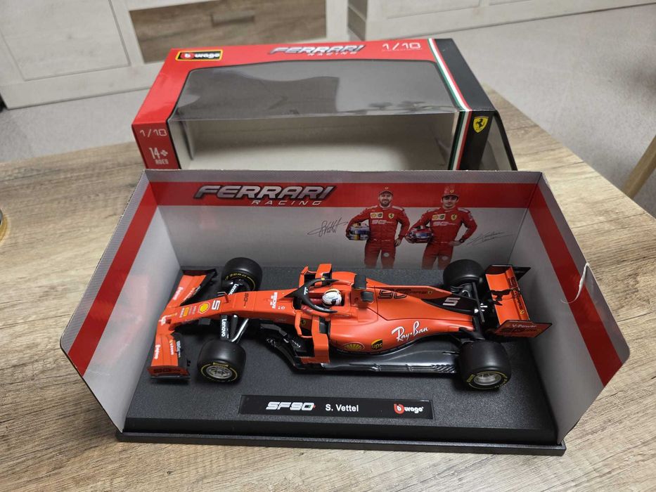 Ferrari SF90 Sebastian Vettel 1:18 Burago Ferrari Racing