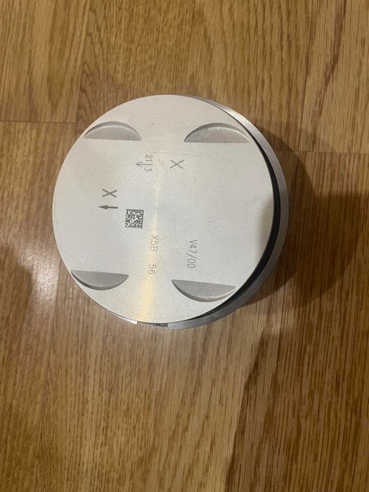 Поршень Mercedes Benz M273 W221 W164 GL ML Гильзовка блока у нас