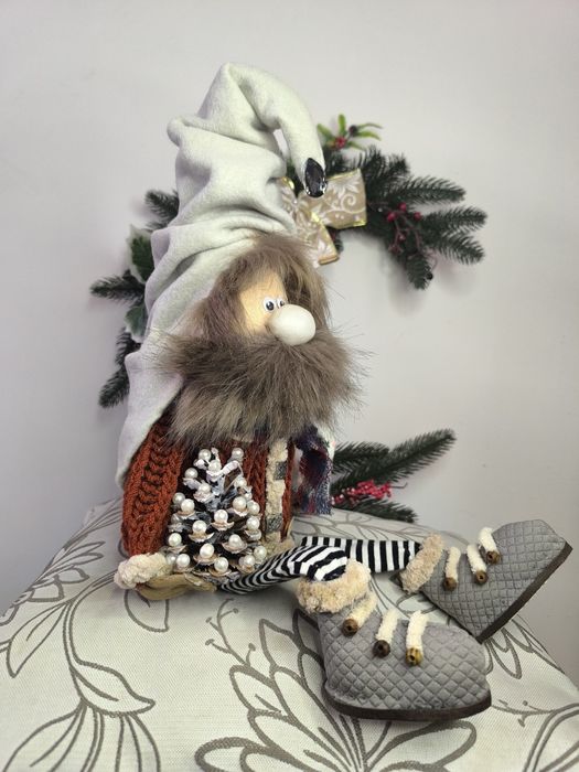 Знайомтесь, це Бйорн — інтер’єрна лялька ручної роботи.