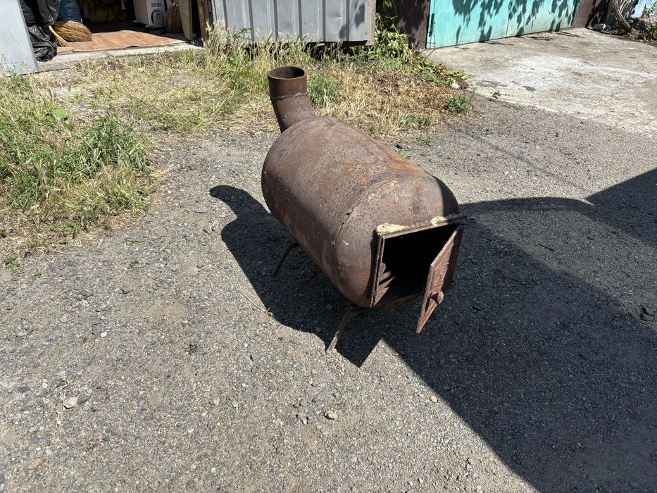 Буржуйка рабочая большая дровяная печь