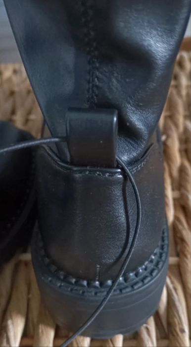 Botas novas, novas com etiqueta,