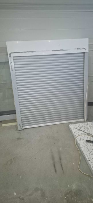 Okna aluminiowe Schüco 2 sztuki z elektrycznym motorem i roletami !!