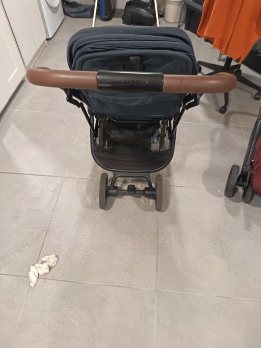 Carrinho de Bebé Maxi-Cosi Leona (Muito Bom Estado