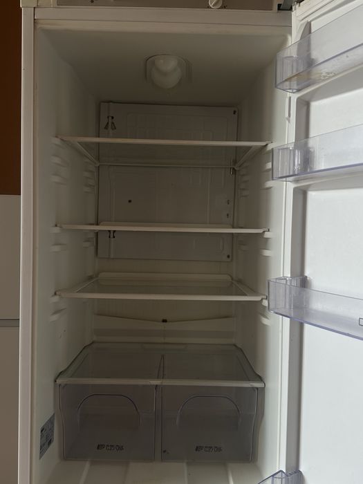 Холодильник ZANUSSI
