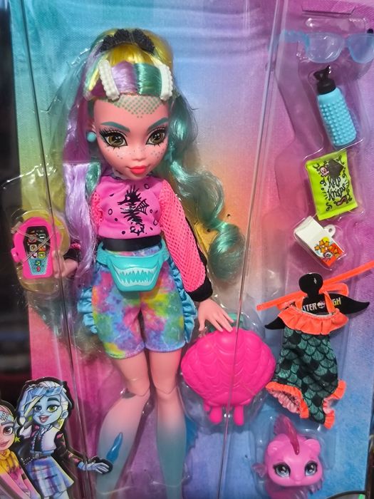 Monster High Draculaura Doll with Pet  Лялька Монстер Хай Дракулаура  з вихованцем колекційна Laguna Лагуна риба рибка