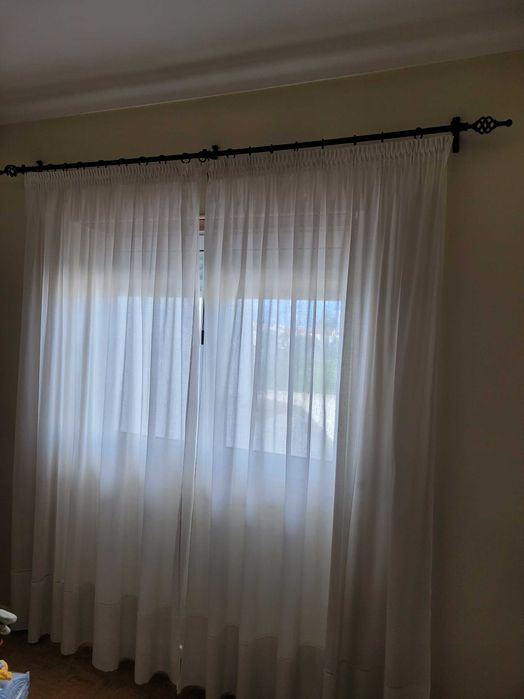 Varão com cortinado