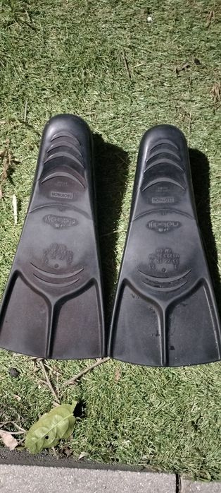 Barbatanas piscina como novas