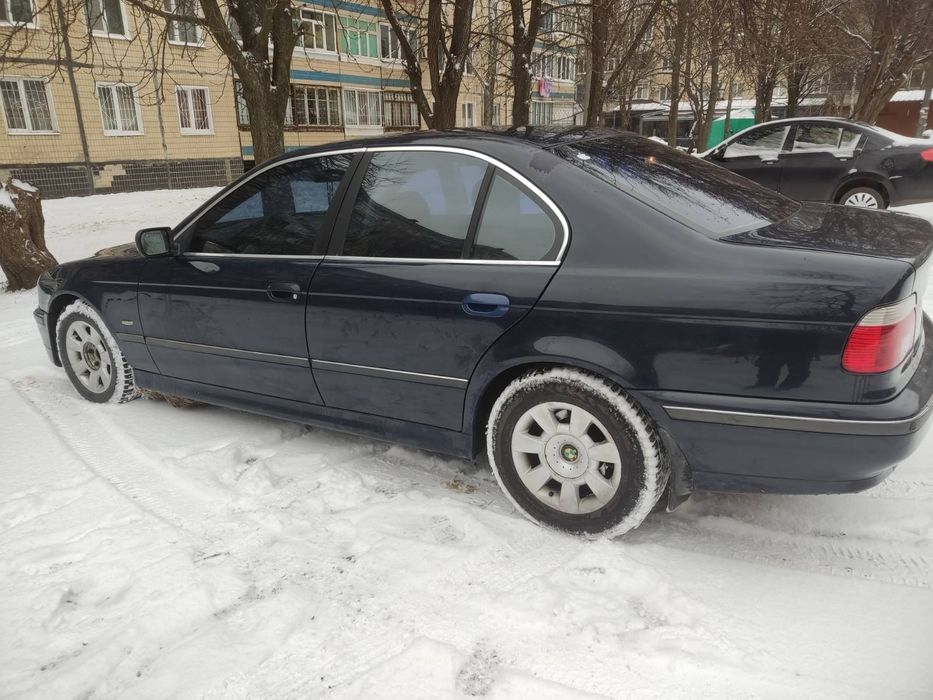 Продам  гарну Bmw 525і