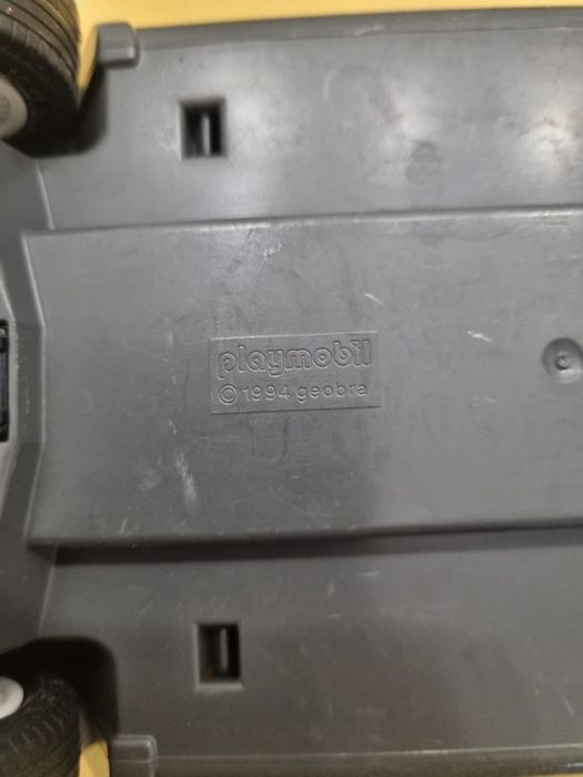 Ambulância Playmobil ver fotos