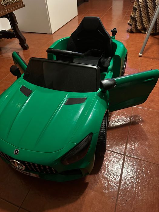 Carro elétrico para criança