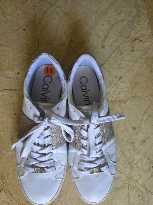 Buty snakersy białe