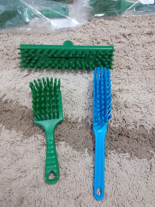 Щётка Vikan с подключением к воде, и другие. Оригинал.