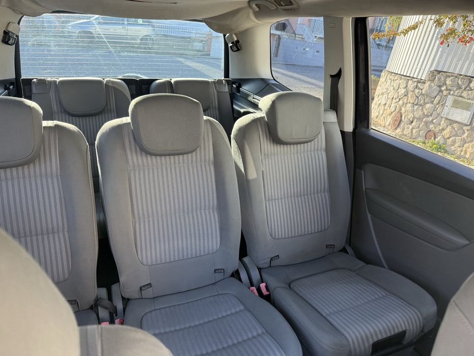 Seat Alhambra 2010