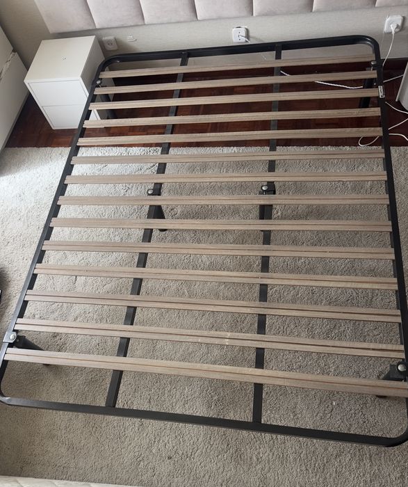 Sommier 150x200 cm – Em Bom Estado
