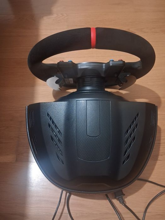 Volante Thrustmaster + Pedais T3PM (3 Pedais de Metal) PS5 / PS3 / PC