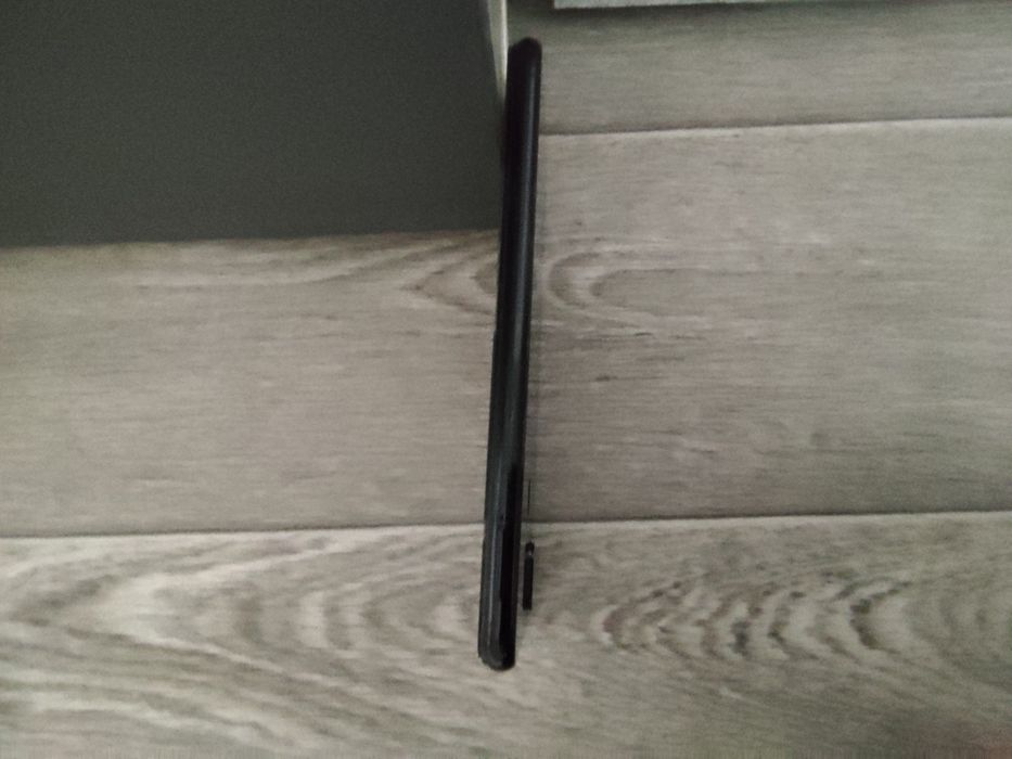 Телефон Xiaomi Redmi 7