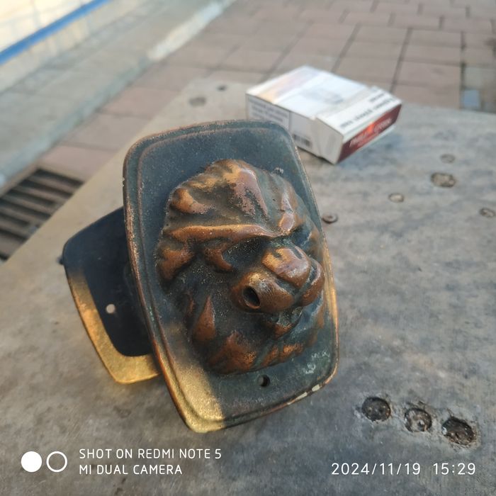 Ручка Лев бронза