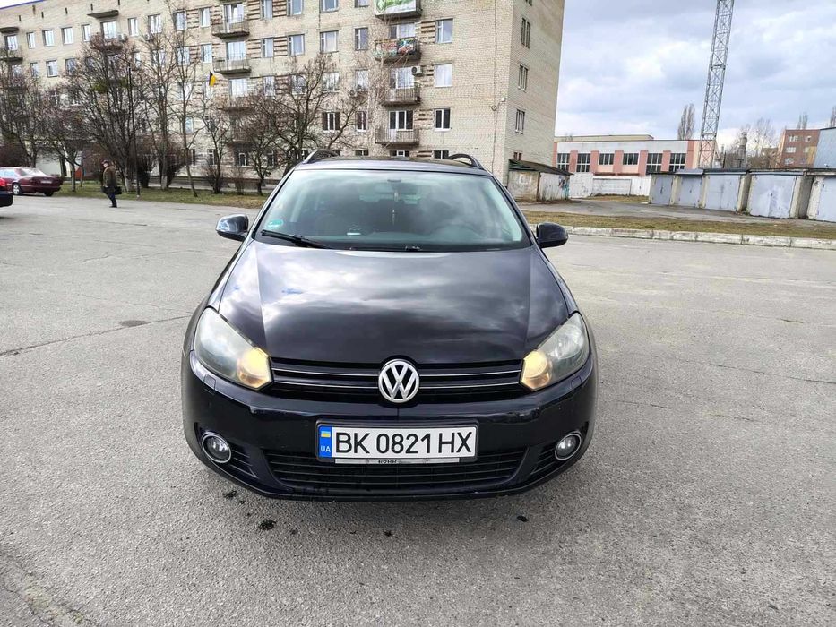 VW Golf VI  1,6tdi у дуже гарному стані