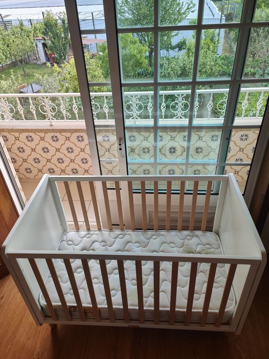 Cama/Berço de Bebé Trama Musa + Colchão | Como Nova