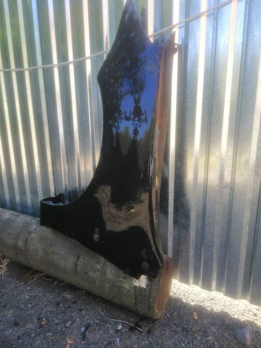 Крило на Mitsubishi Lancer ліве переднє 2004-2008р