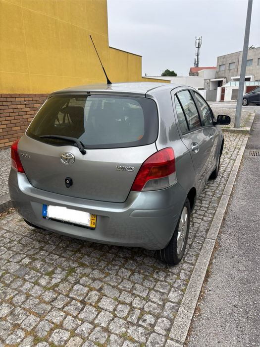 Toyota Yaris 1.0 gasolina