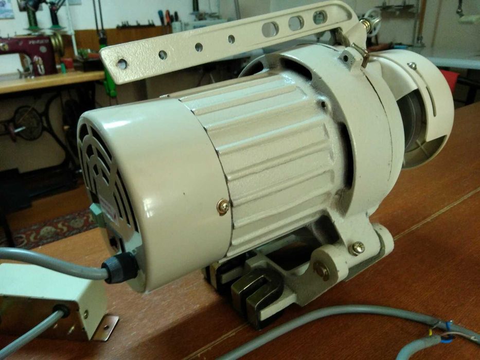Мотор для швейной машинки 380 V