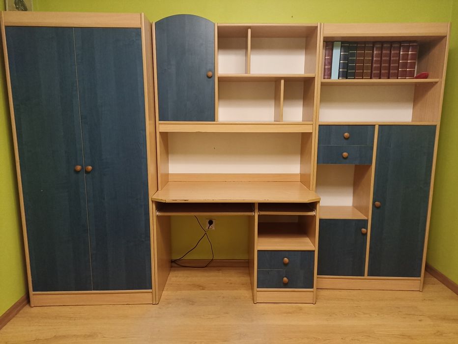 Meble dzieciece-zestaw 4 elementy