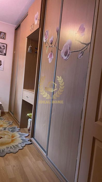 Продам 4-кімнатну квартиру біля центру міста Києва