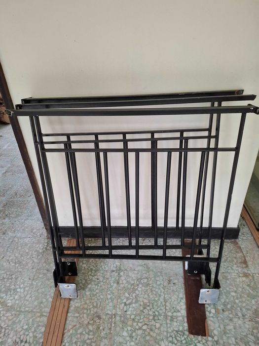 Grades em ferro para exterior.