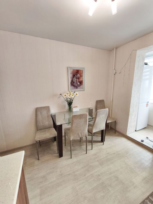 Продаж 1 кімнатної кв-ри Калинова, Образцова, з ремонтом