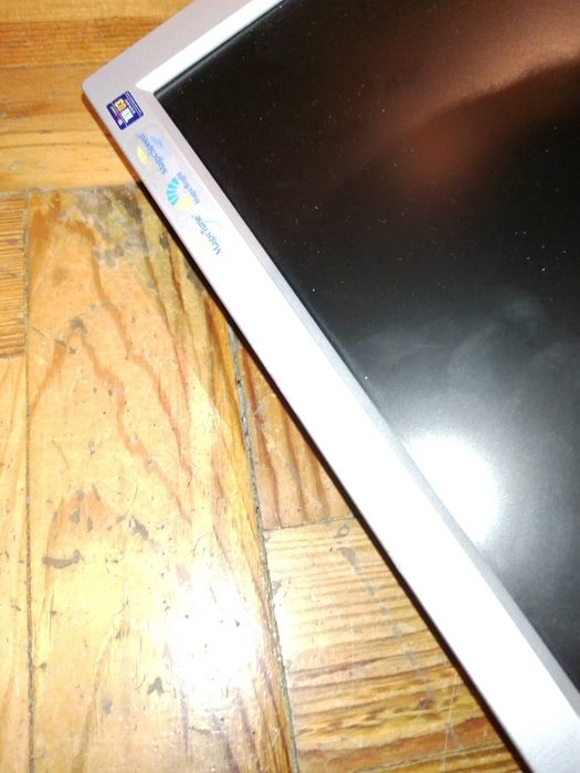 LCD Samsung (Nao -Testada) -20E - Cantil O Esverdeado - 5E Desde 3E