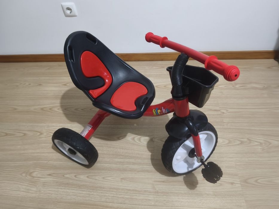 Triciclo de criança
