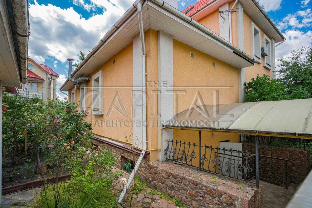 Аренда дома с газом Осокорки, 9 комнат, 7 спален, ул. Садовая