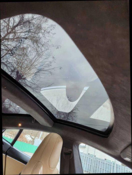 Tesla Model S      2016