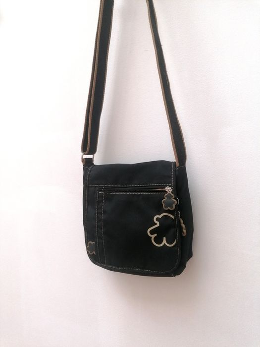 Bolsa Preta a Tiracolo