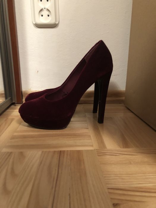 Bordowe szpilki h&m 39 zamsz