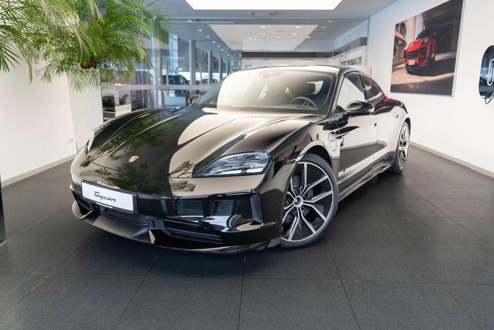 Porsche Taycan uf2zwi