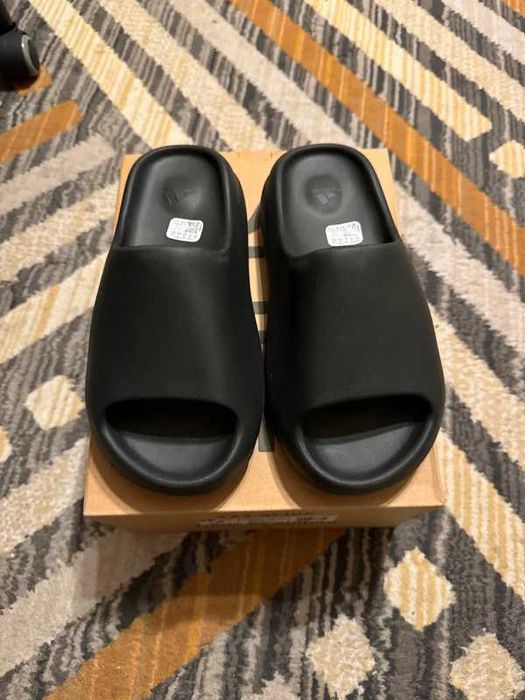 adidas Yeezy Slide Onyx .40.5