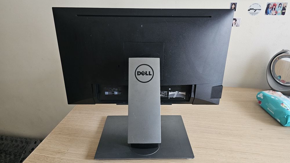 Monitor Dell P2418HT