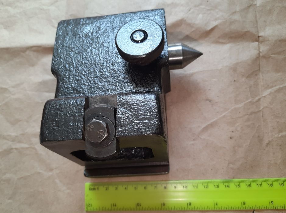 Бабка з центром 60 град