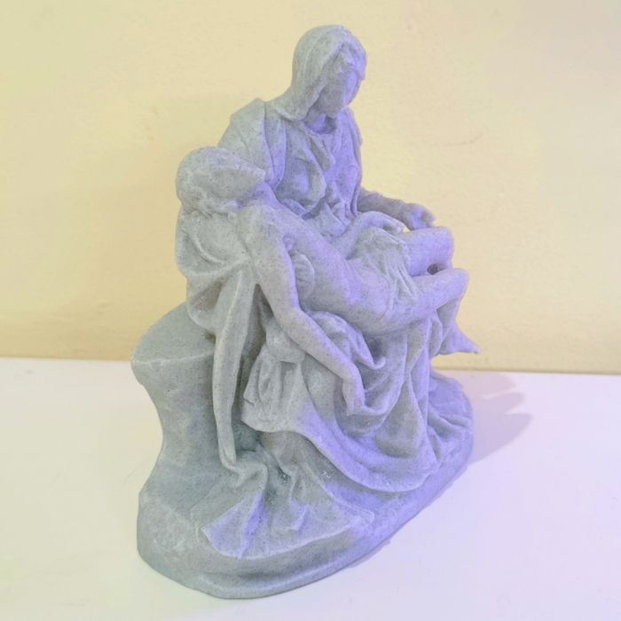 Jesus Pieta Michelangelo