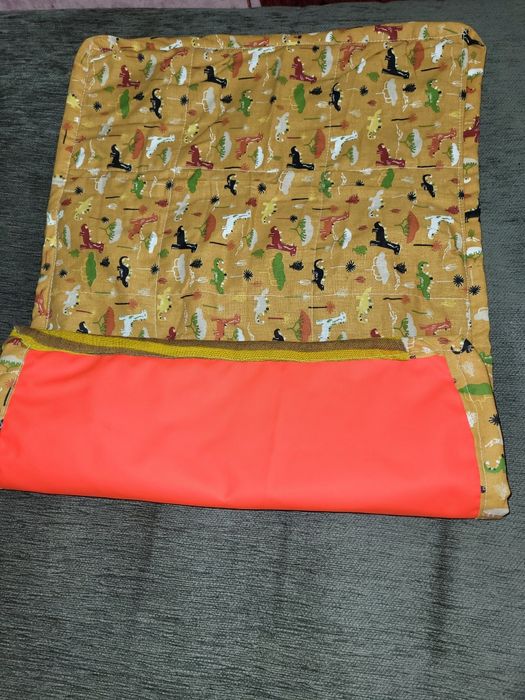 Непромокаючі пелюшки