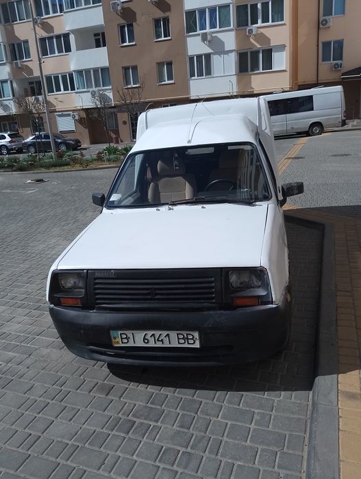 Продам рено рапид