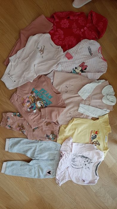 Лот одягу на дівчинку 12-18міс